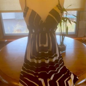 Juniors striped dress